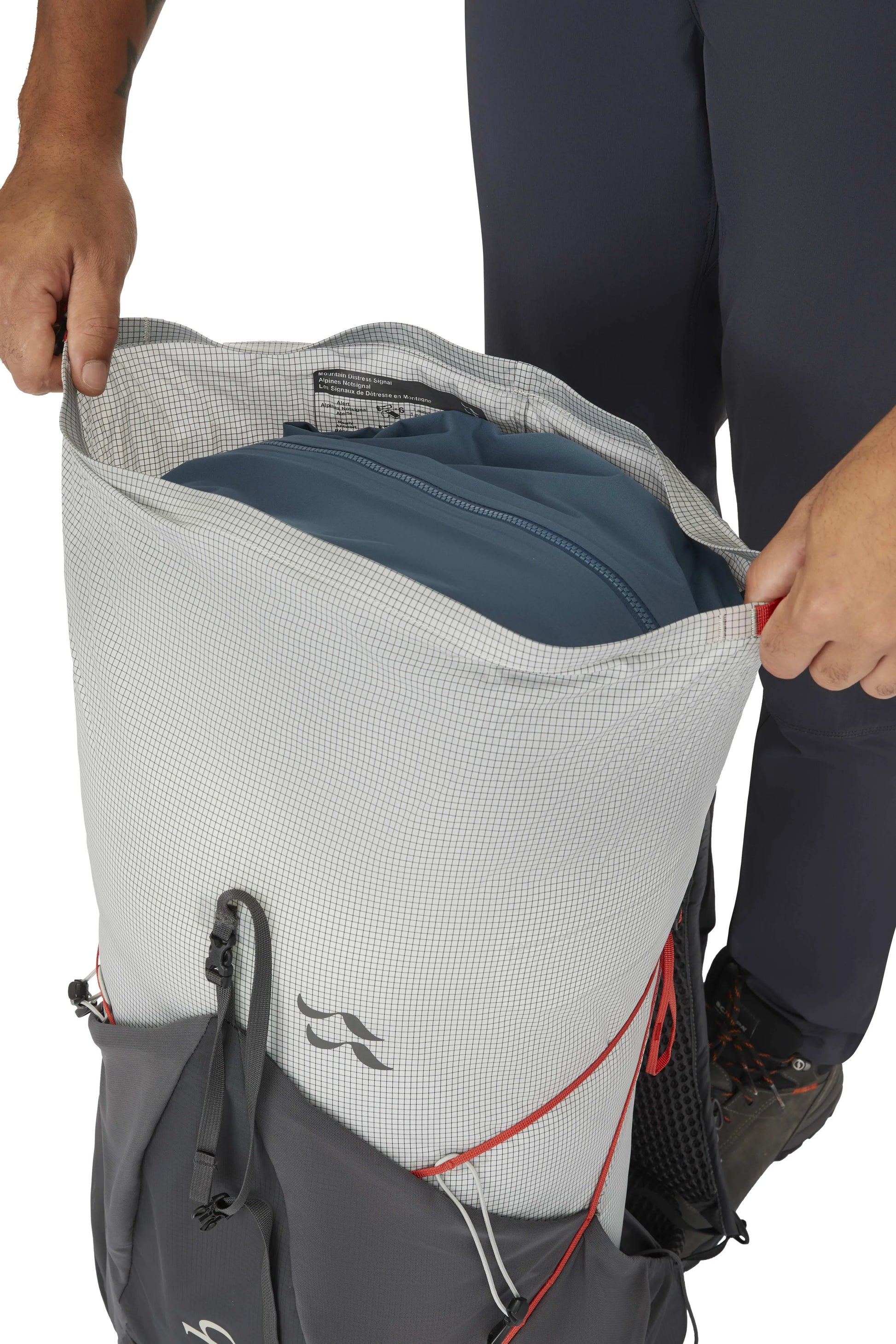 Rab Muon 40 Pewter/Graphene / M